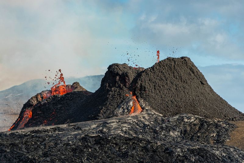 Could we use volcanoes to make electricity?