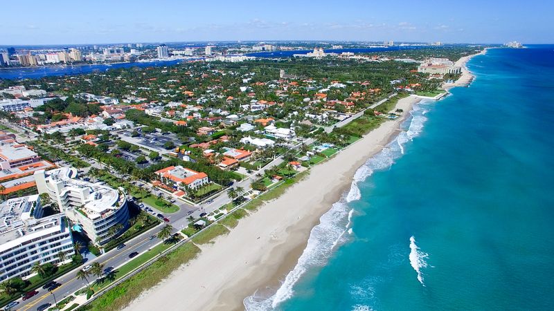 Palm Beach, Florida coastline 